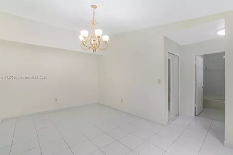 3202 W 77th Pl, Hialeah, FL 33018 photo 9