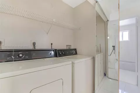 3202 W 77th Pl, Hialeah, FL 33018 photo 18