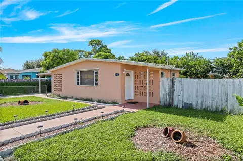 3421 NW 213th St, Miami Gardens, FL 33056