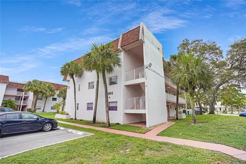 8004 Lagos De Campo Blvd #C-102, Tamarac, FL 33321