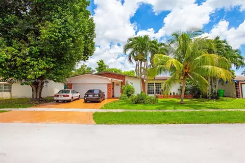 7351 NW 20th Ct, Sunrise, FL 33313