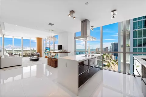 1100 Biscayne Blvd #3601, Miami, FL 33132
