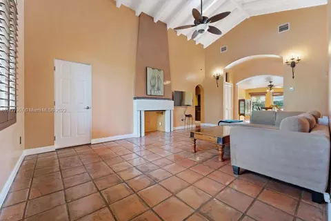 8925 Dickens Ave, Surfside, FL 33154 photo 3