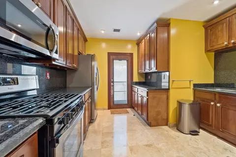 8925 Dickens Ave, Surfside, FL 33154 photo 7