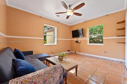 8925 Dickens Ave, Surfside, FL 33154 photo 11