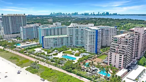 5151 Collins Ave #1523, Miami Beach, FL 33140