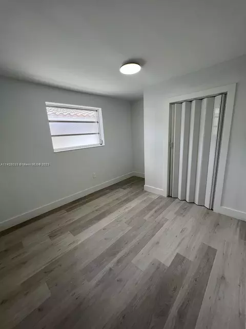 555 E 10th St, Hialeah, FL 33010 photo 16