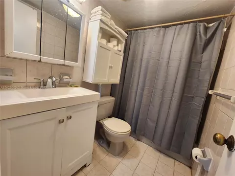 1075 W 68th St #119, Hialeah, FL 33014 photo 6