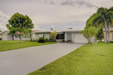 5815 NW 70th Ave, Tamarac, FL 33321