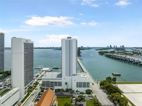 555 NE 15th St #33G, Miami, FL 33132