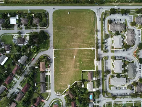 Davis Pkwy, Florida City, FL 33034