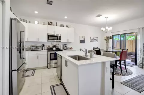 9960 SW 231st Ln #9960, Miami, FL 33190