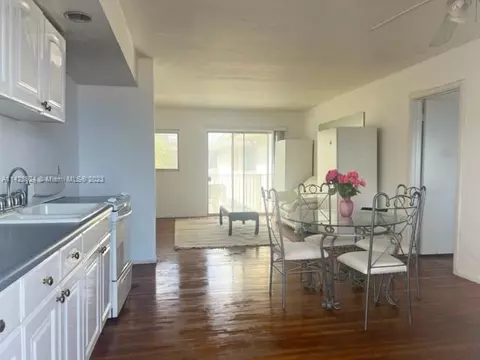 223 S Federal Hwy #68, Dania Beach, FL 33004