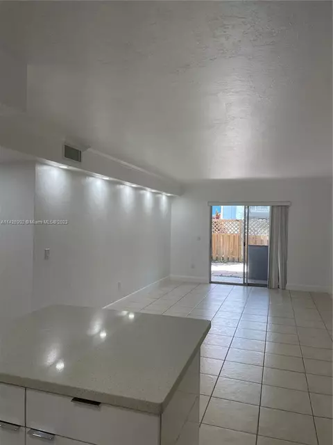 4600 SW 67th Ave #121, Miami, FL 33155