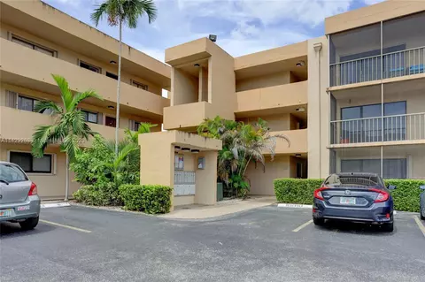 8415 SW 107th Ave #315W, Miami, FL 33173