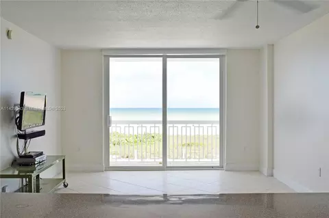 401 Ocean Dr #318, Miami Beach, FL 33139