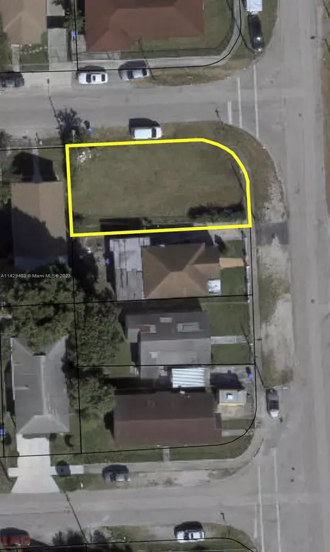 6890 NW 14th Ave, Miami, FL 33147