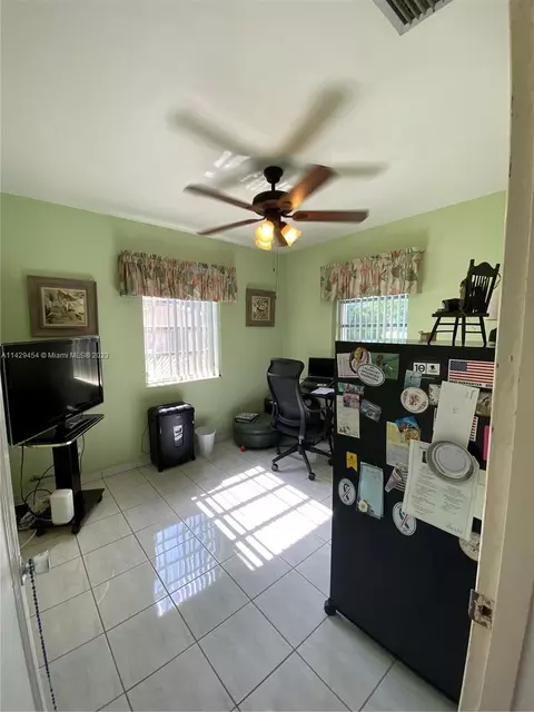 94 W 59th St, Hialeah, FL 33012 photo 20