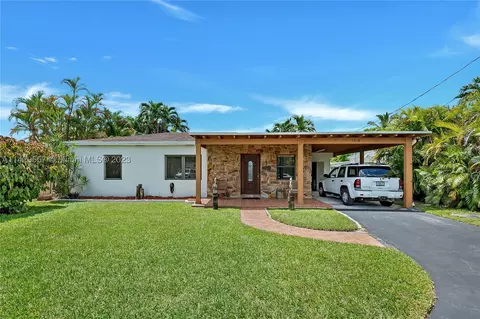 7510 SW 32 St, Miami, FL 33155