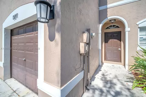 13211 NW 7th Dr, Plantation, FL 33325
