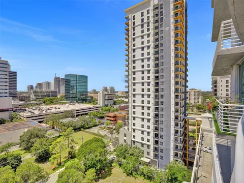 315 NE 3rd Ave #1104, Fort Lauderdale, FL 33301