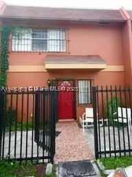508 NW 11th St, Miami, FL 33136