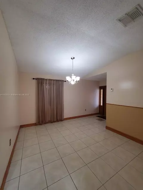 3170 W 78th St, Hialeah, FL 33018 photo 4