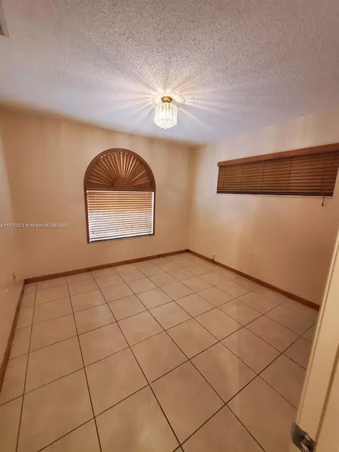 3170 W 78th St, Hialeah, FL 33018 photo 10