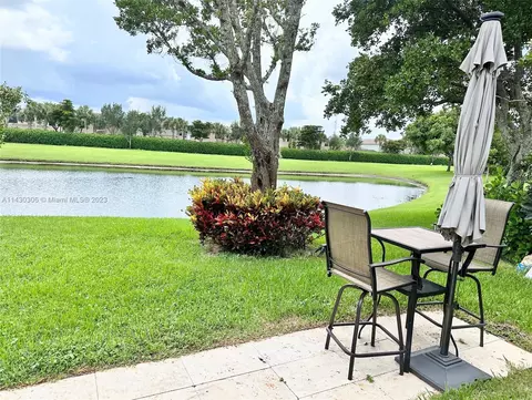 7856 Coral Lake Dr, Delray Beach, FL 33446