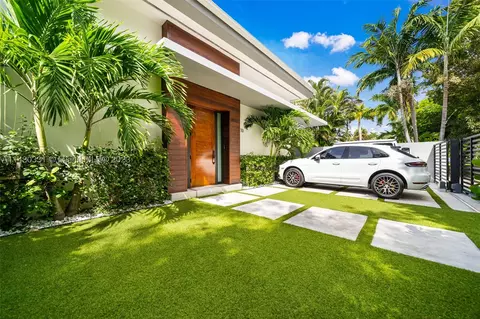 110 SW 19th Rd, Miami, FL 33129