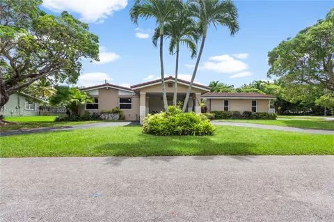 10345 SW 84th Ct, Miami, FL 33156