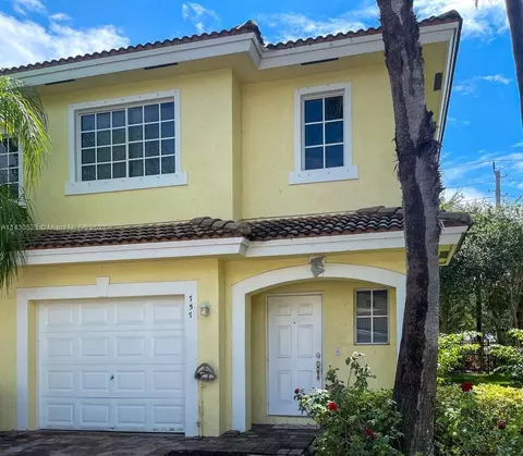 757 Imperial Lake Rd, West Palm Beach, FL 33413