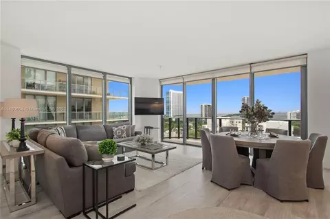 121 NE 34th St #1008, Miami, FL 33137