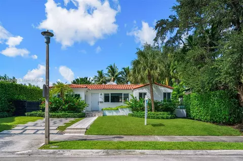 643 NE 74th St, Miami, FL 33138