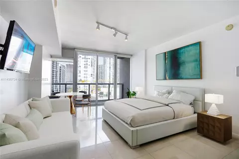 485 Brickell Ave #1705, Miami, FL 33131