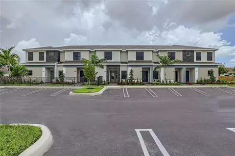330 NE 1st Dr, Florida City, FL 33034