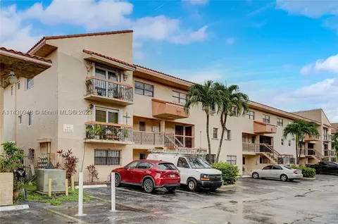 5530 W 26th Ct #204, Hialeah, FL 33016
