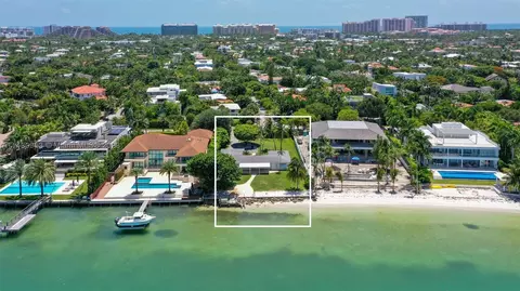 398 Harbor Dr, Key Biscayne, FL 33149