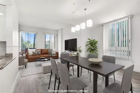 785 Crandon Blvd #106, Key Biscayne, FL 33149