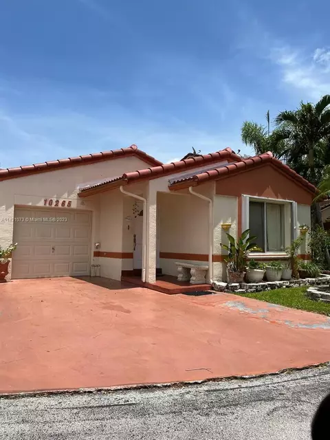 10265 SW 156th Ct, Miami, FL 33196