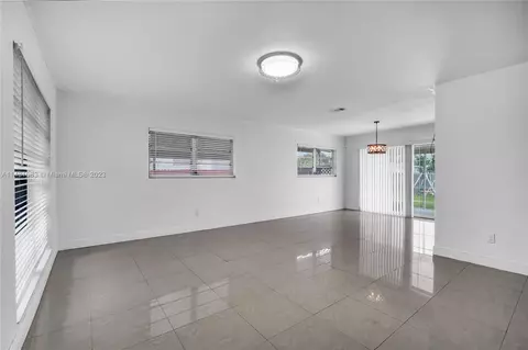 12371 SW 191st St, Miami, FL 33177