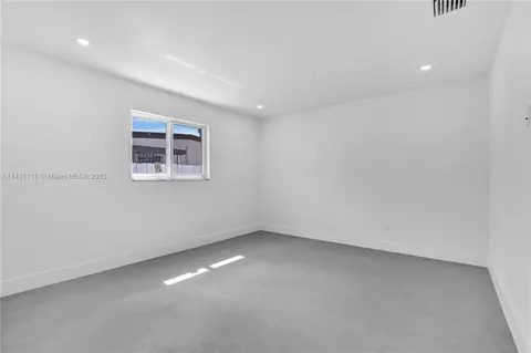 683 E 23rd St, Hialeah, FL 33013 photo 43