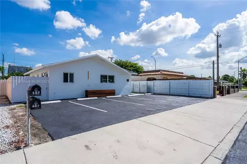 683 E 23rd St, Hialeah, FL 33013 photo 4