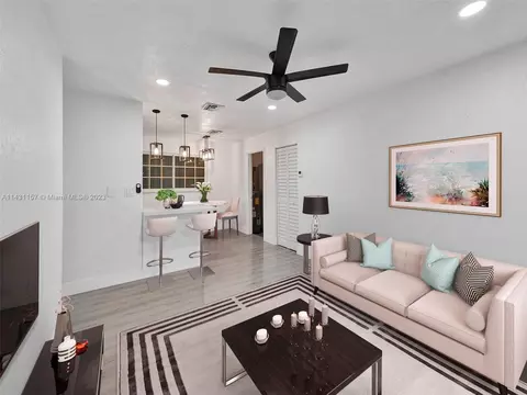 10760 SW 221st St, Miami, FL 33170