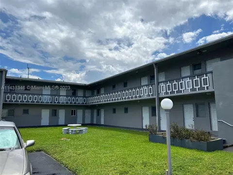 6720 Arbor Dr #109, Miramar, FL 33023