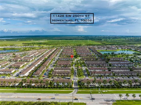11426 SW 250th St, Homestead, FL 33032