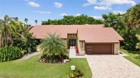 8035 NW 84th Ter, Tamarac, FL 33321
