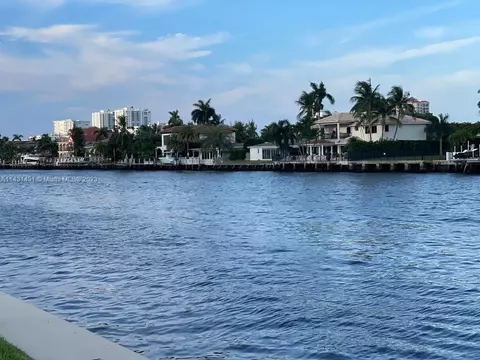 6419 Bay Club Dr #2, Fort Lauderdale, FL 33308