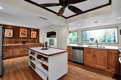 7643 Fairway Blvd, Miramar, FL 33023