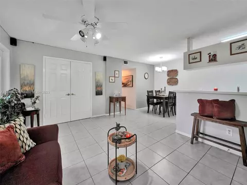 9725 Hammocks Blvd #105F, Miami, FL 33196